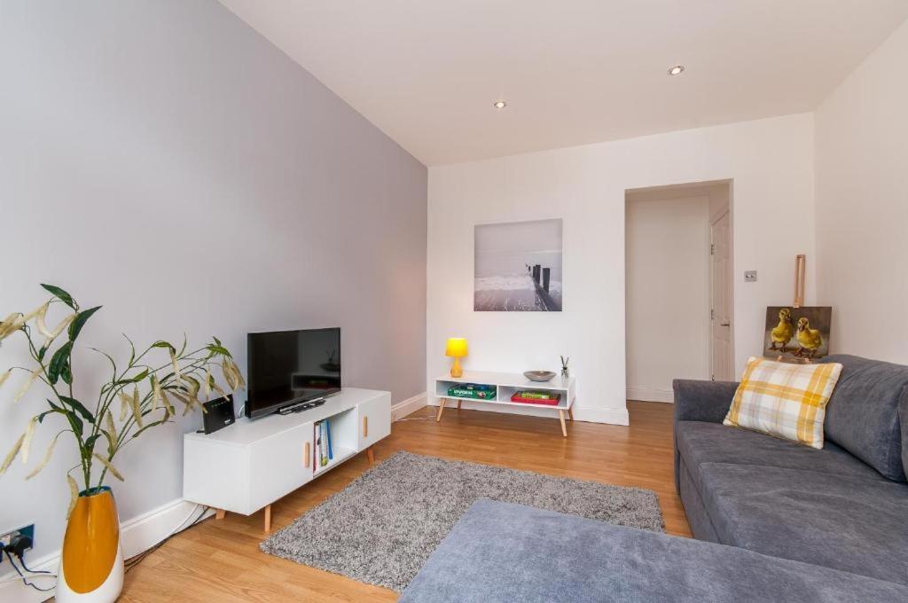 Seaside Serenity - Stunning Sea View Retreat Margate Buitenkant foto